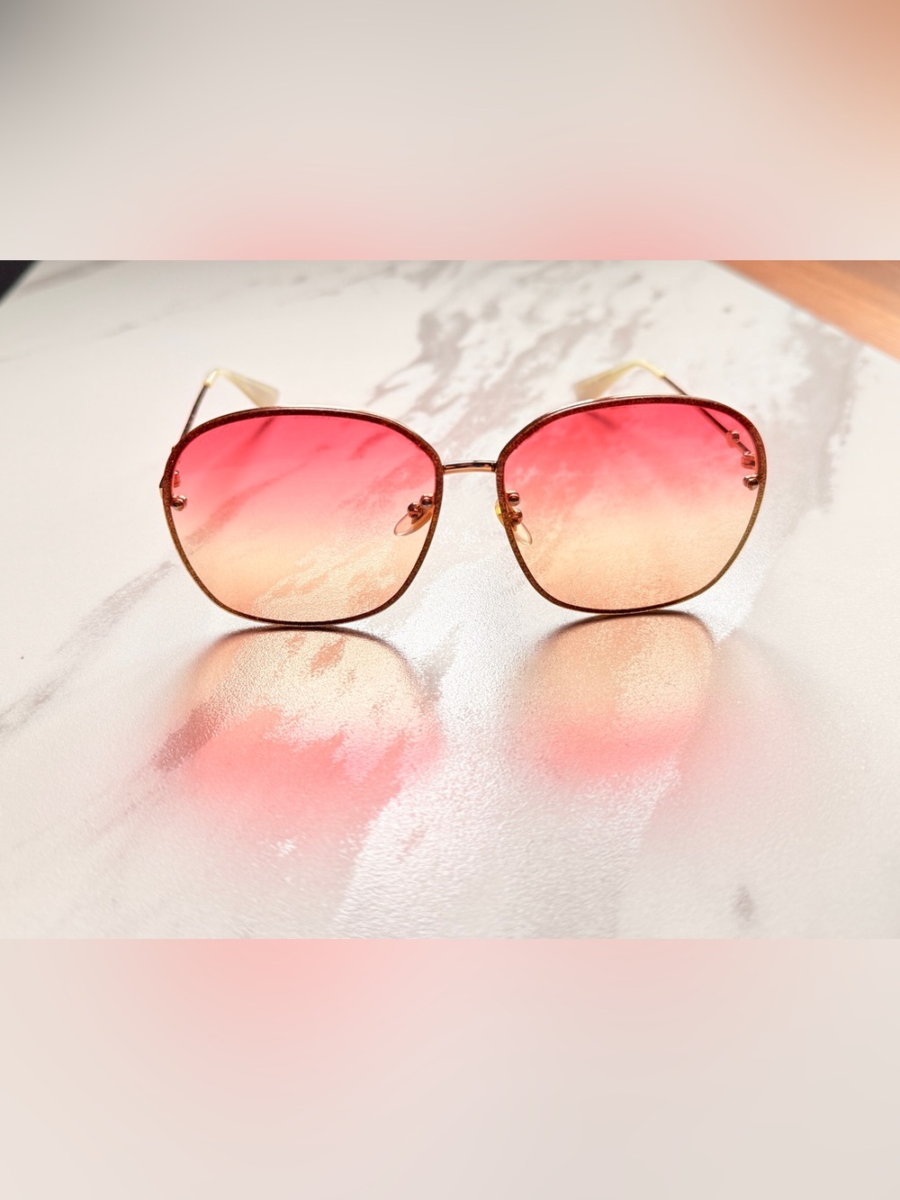 Women’s Gradient Pink Gold Frame Sunglasses